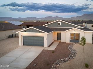 6548 Phoenix St, Las Cruces, NM 88012