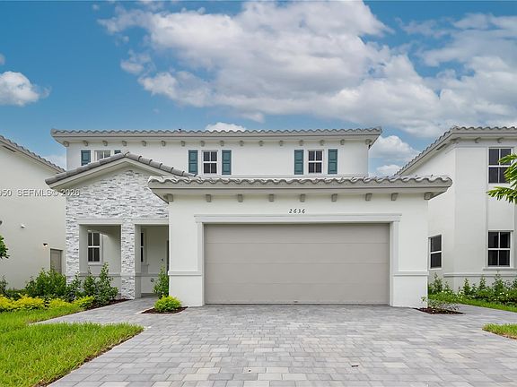 2nd image of 2636 SE 8th Ct