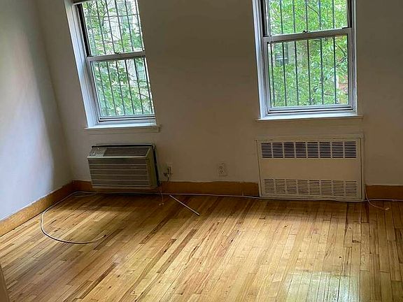 2nd image of 319 E 73rd St APT 1C