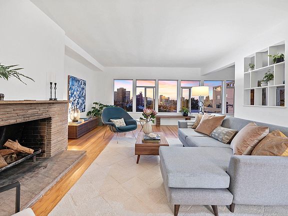 3rd image of 474 Merritt Ave APT 7