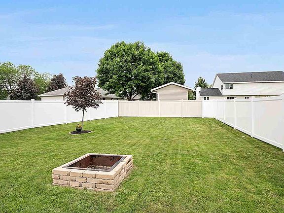 5th image of 1290 N Franco Ct