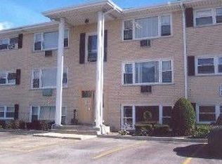 4935 N East River Rd UNIT 1A, Norridge, IL 60706