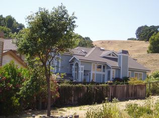 481 Fieldstone Dr, Novato, CA 94945