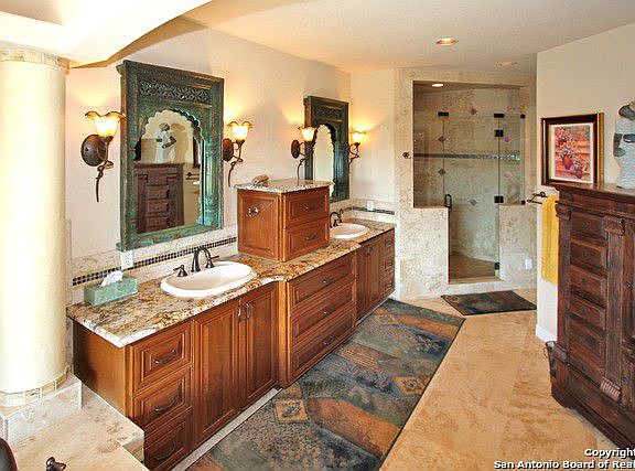 Master Bath upstairs