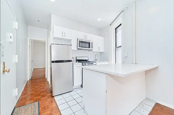 Rented by Living New York | media 14