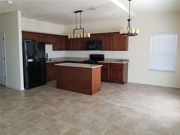4th image of 11686 Dos Palmas Dr #A