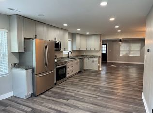 24 Turner Ter, Hampton, VA 23666