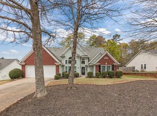 5780 Newberry Point Dr, Flowery Branch, GA 30542