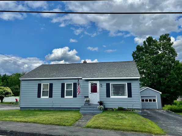 576 Hillside Avenue, Berlin, NH 03570