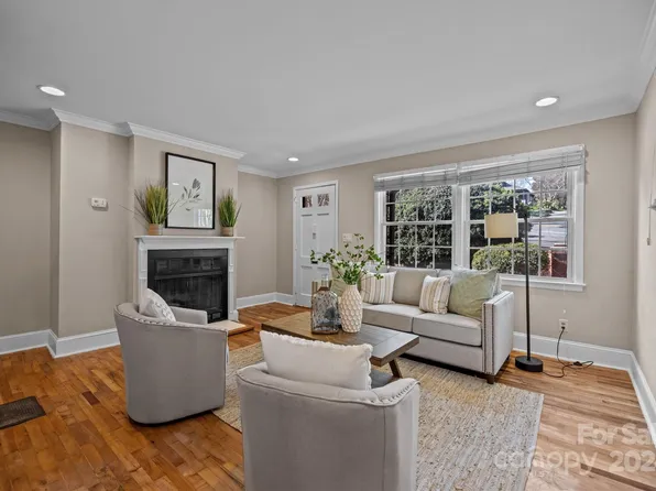 200 N Laurel Ave APT 12B, Charlotte, NC 28207