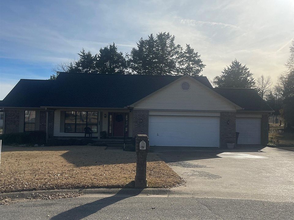 1st image of 47 Jamestown Dr