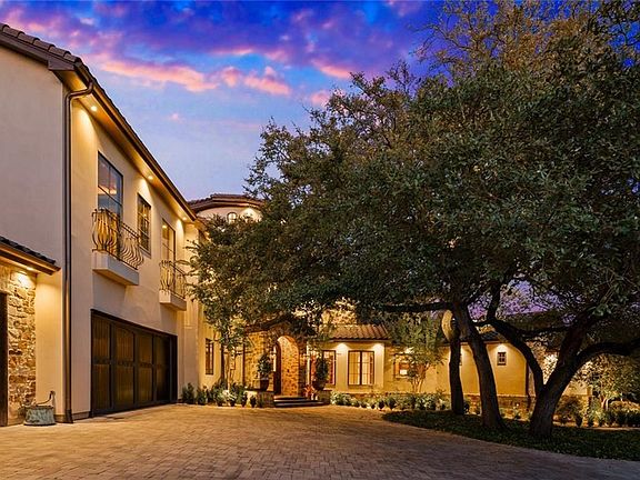 2nd image of 5833 River Place Blvd