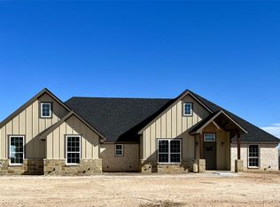 5000 Cottontail Ct, Springtown, TX 76082