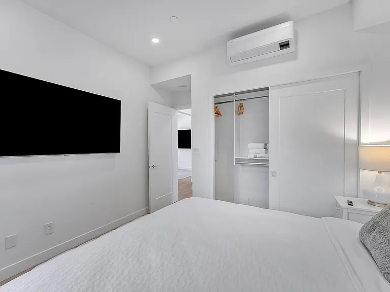 957 Nicola St #202 — Photo 1