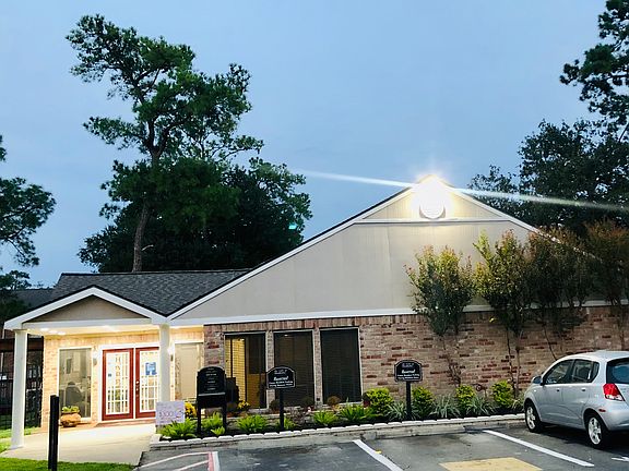 Location, Community, Quality Living, It All Starts Here @ Oaks of Wimbledon!!