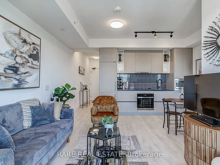 1285 Dupont St #1305 — Photo 20