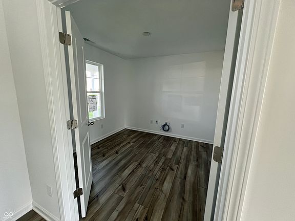 4th image of 1455 Juniper Dr