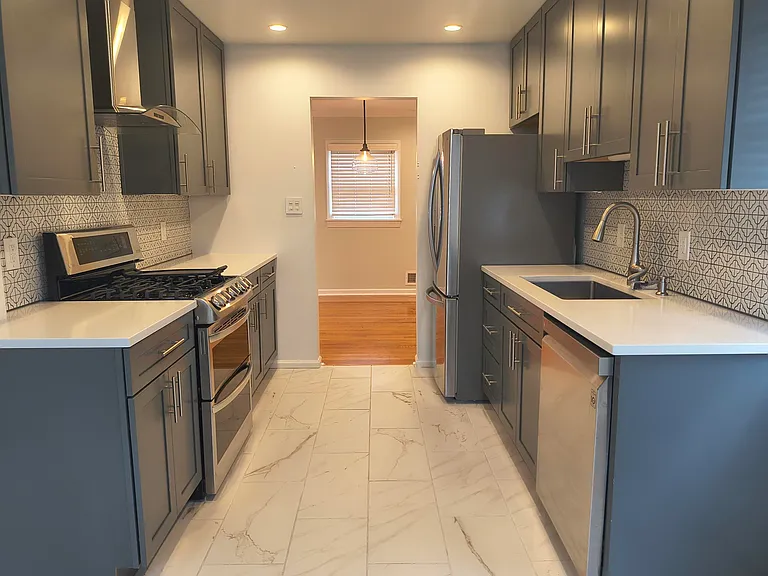 307 Jade Ct NW — Photo 8