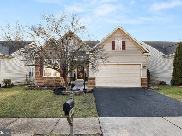 114 April Ave, Stephens City, VA 22655