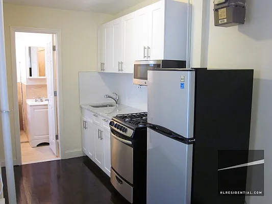 Rented by Highline Residential | media 41