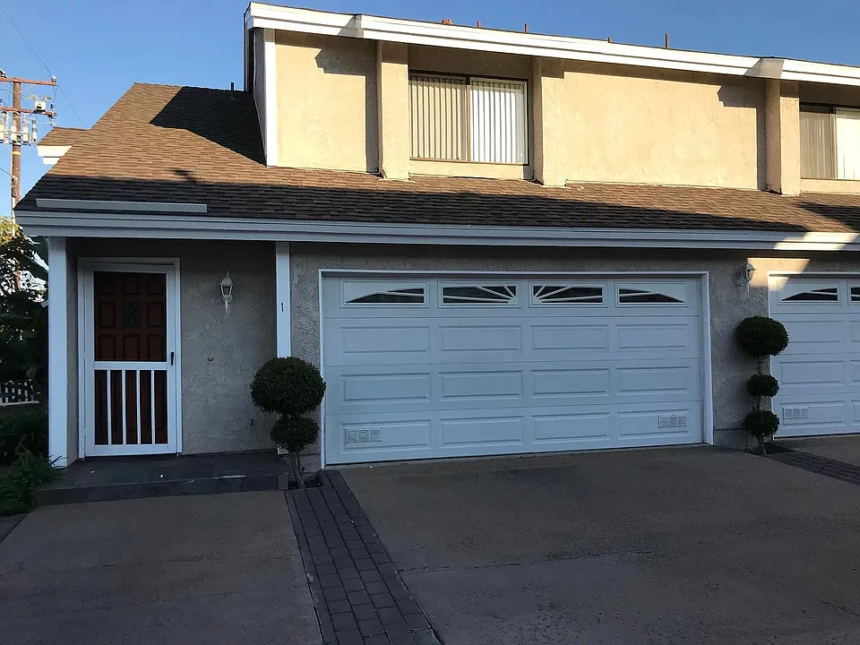 412 Clay Ave #1