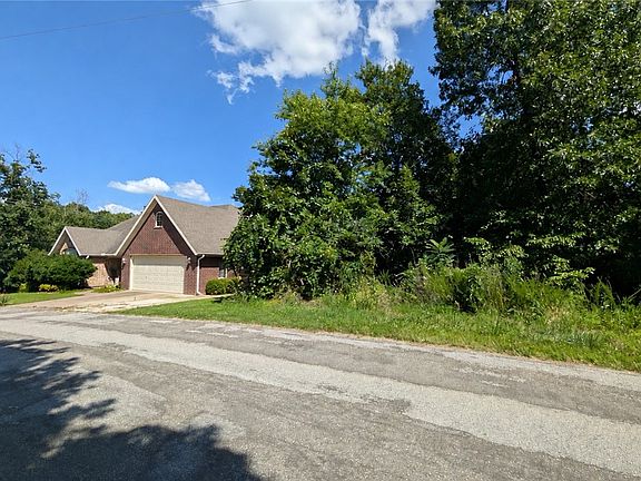 2nd image of LOT 7 Montgomery Ln