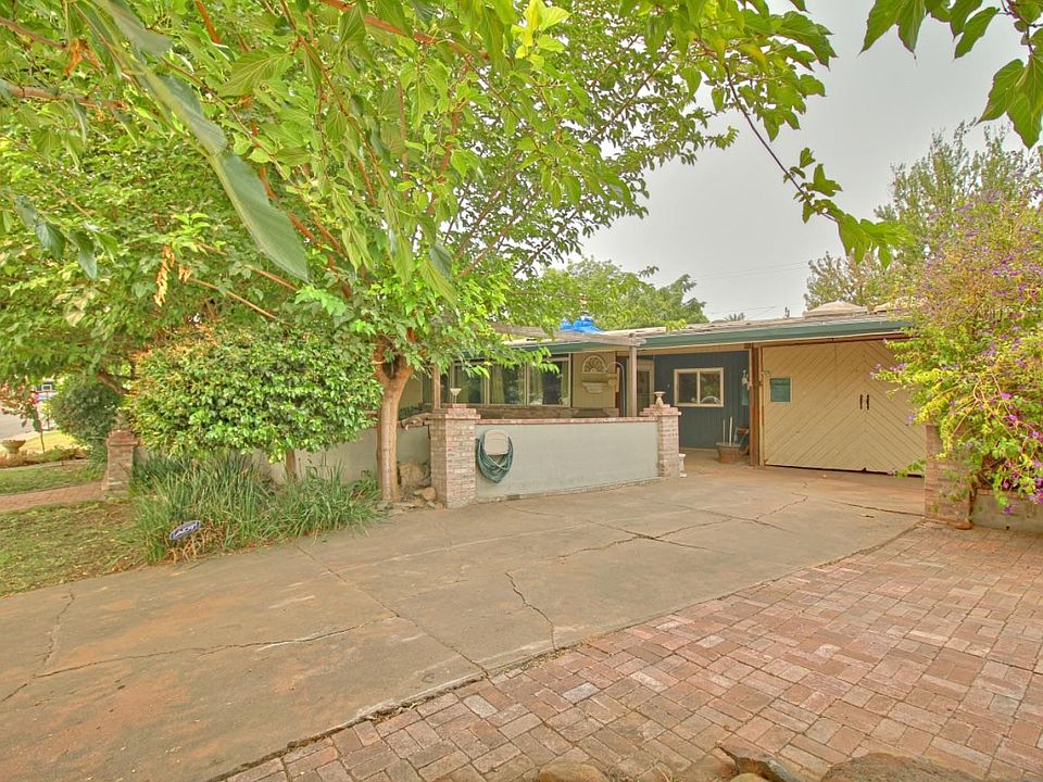1st image of 2517 W Euclid Ave