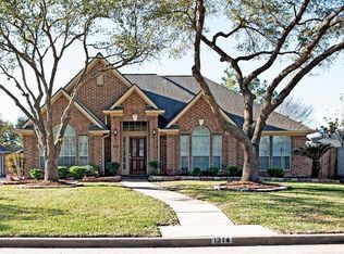 1314 Remington Crest Dr, Houston, TX 77094