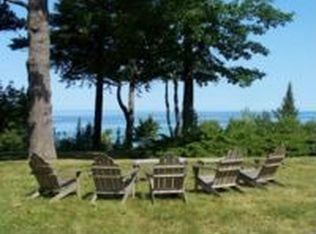3445 N Lake Shore Dr, Harbor Springs, MI 49740