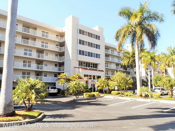 2nd image of 6093 Bahia Del Mar Cir APT 574
