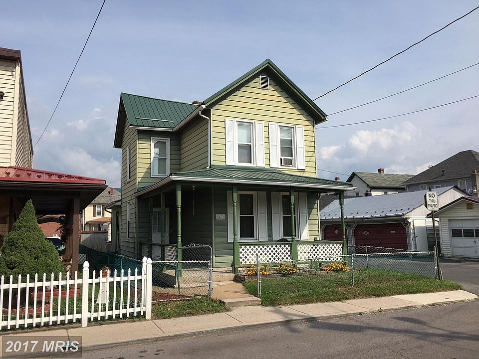2nd image of 43 Potomac St