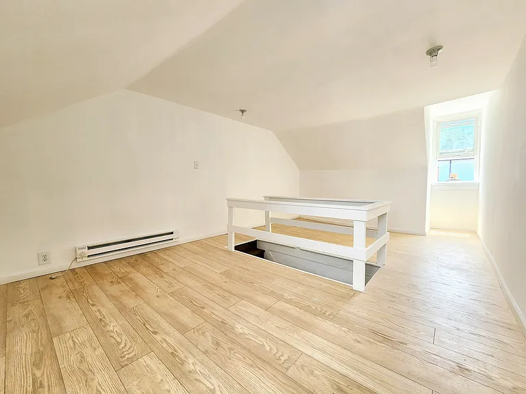 16 E Pine St — Photo 6