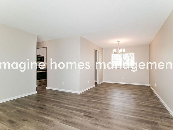 3rd image of 2833 Parc Cheri Ct