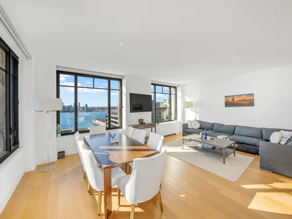 110 Charlton Street image 7 of 10