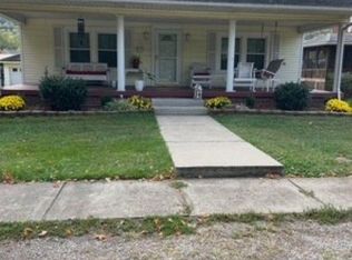 1306 Walnut St, Greenup, KY 41144