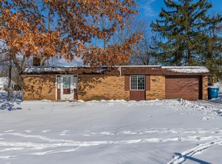 216 Cherry Hill St, Kalamazoo, MI 49006