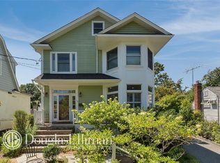 146 Summers St, Oyster Bay, NY 11771