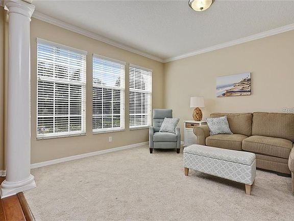 2nd image of 938 Fern Ave