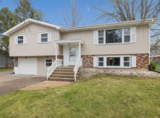 146 S Anderson Rd, New Lenox, IL
