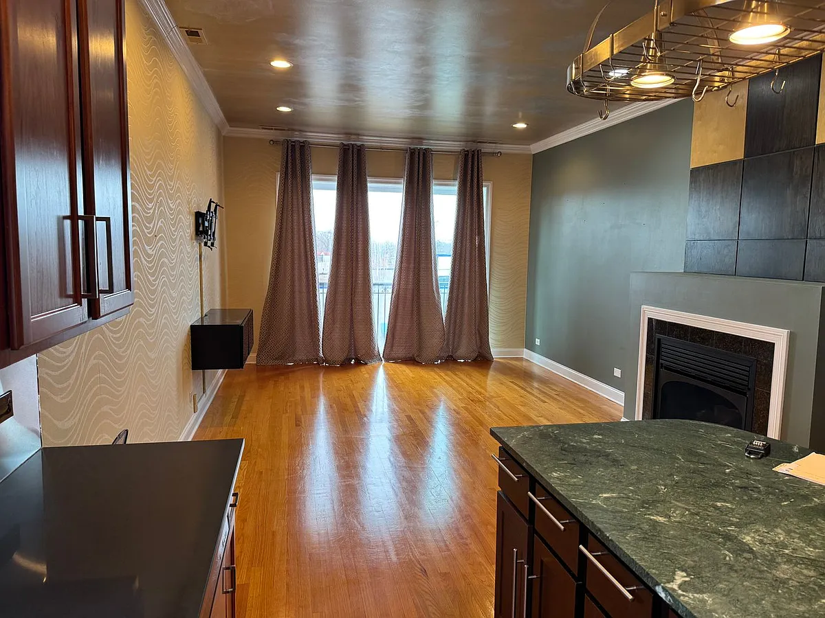 Building Photo - 1837 N Harlem Ave #3