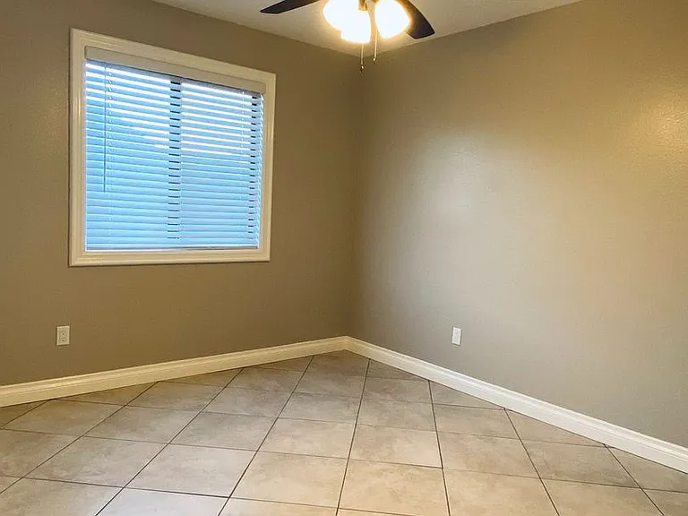 629 Beth Ln — Photo 11