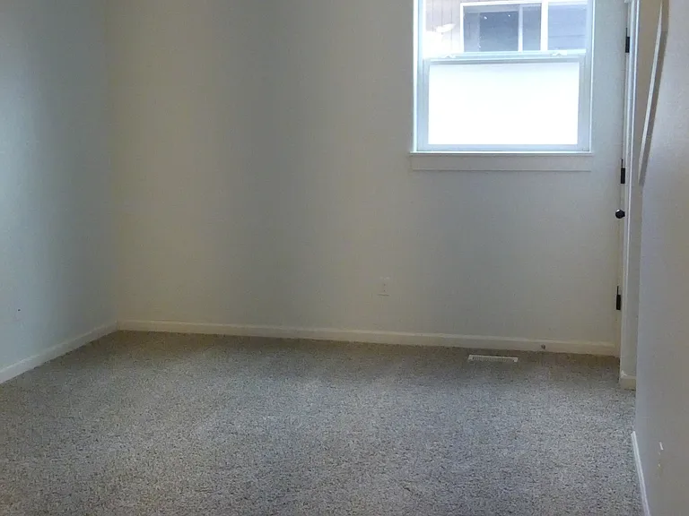 215 S Church St #9 — Photo 3