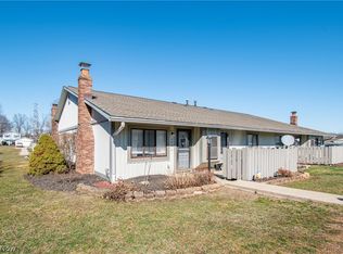 981 Kirkwall Dr #27C, Akron, OH