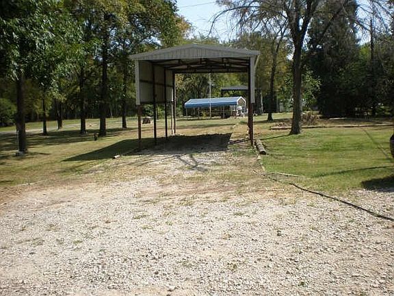 3rd image of 79 Pawnee Dr