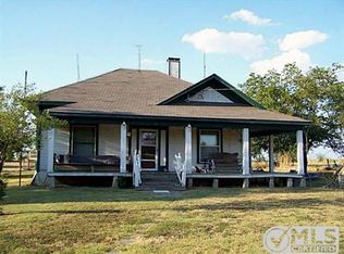 3110 Fm 816, Wolfe City, TX 75496