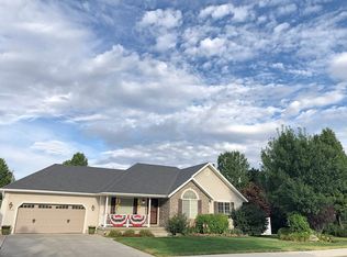 10283 N Forest Creek Dr, Cedar Hills, UT 84062