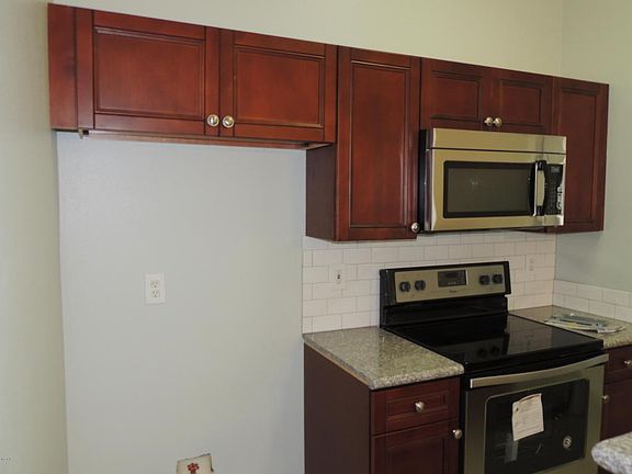 5th image of 13176 Trailwood Dr