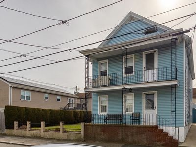 70 Delano St, New Bedford, MA, 02744