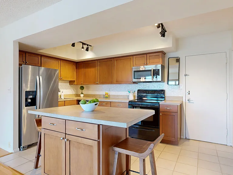 2401 Bayshore Blvd #502 — Photo 18
