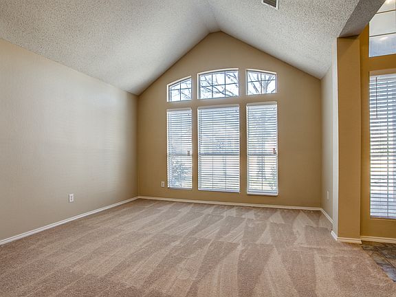 4th image of 6812 Amberdale Dr